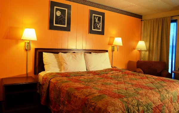 Economy Inn Bluefield image 15