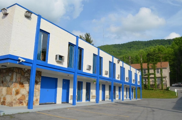 Economy Inn Bluefield image 4