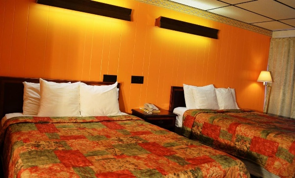 Economy Inn Bluefield image 7